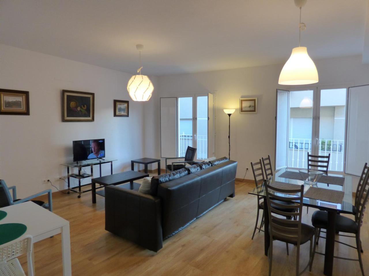 Viviendas Turisticas La Merced Apartment *